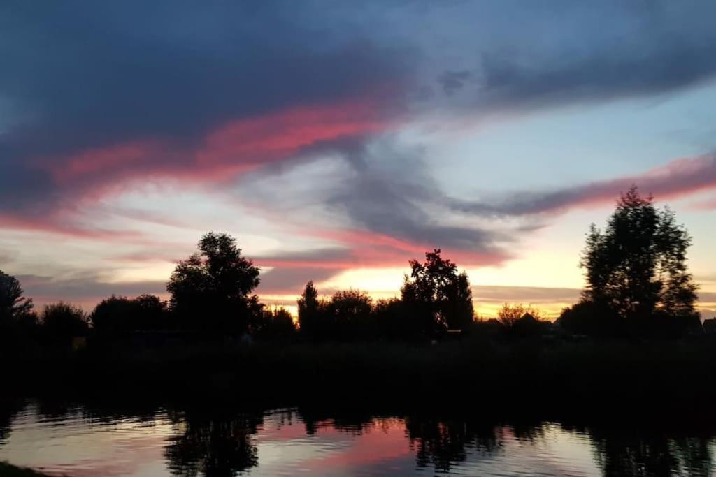 Out Of Amsterdam, River Apartment Close To City Broek in Waterland Ngoại thất bức ảnh